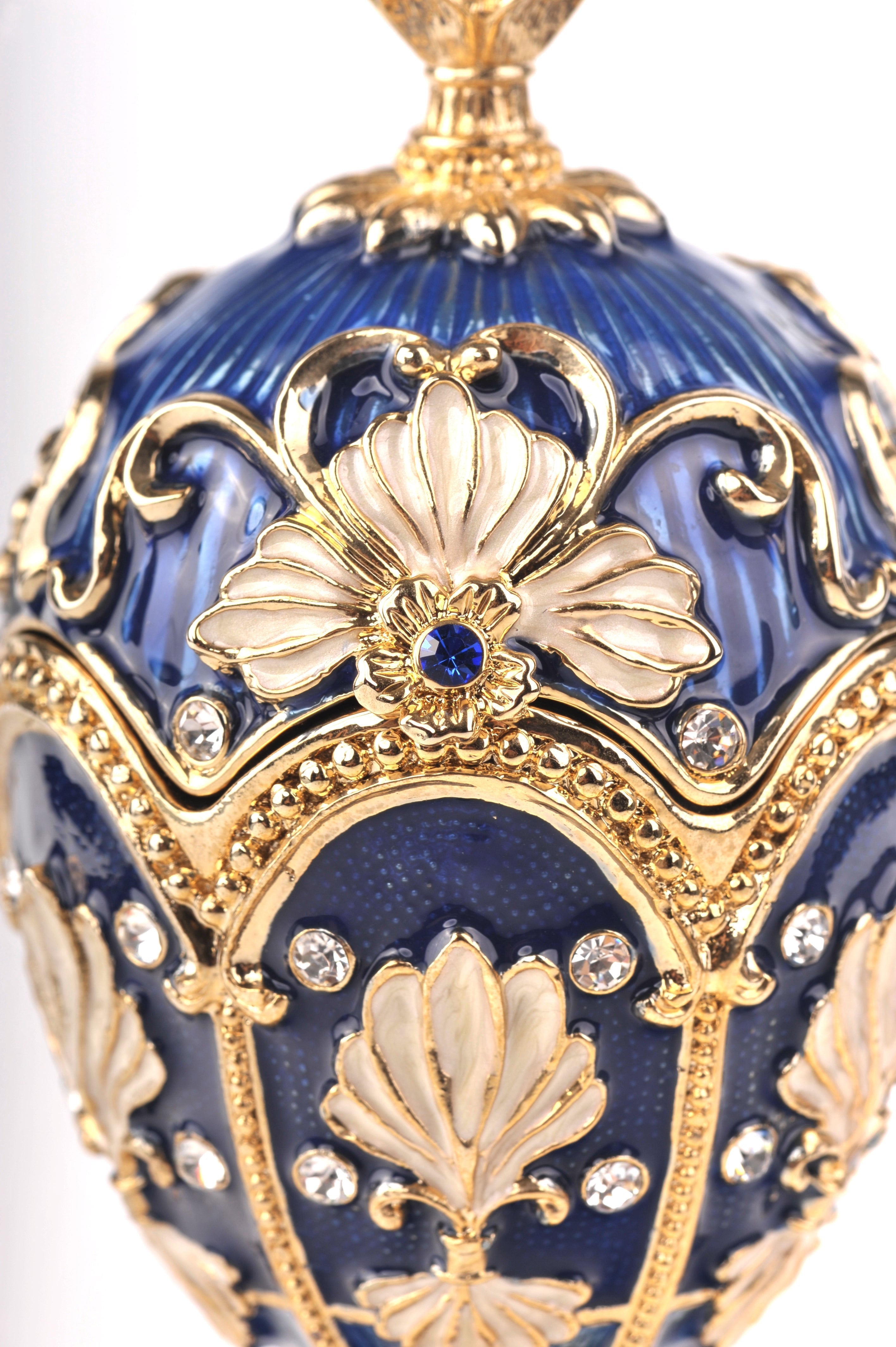 Music Playing Blue Faberge Egg-5