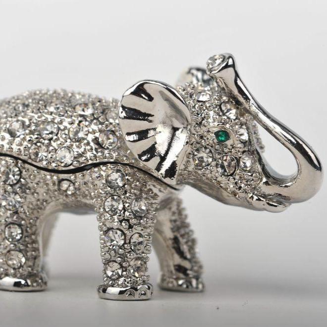 Silver Elephant with Green Eyes - 99fab 
