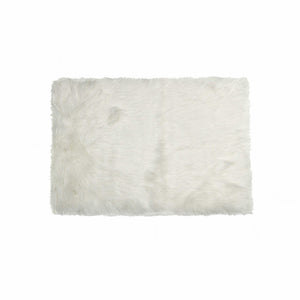 5' X 8' Off White Faux Fur Rectangular Area Rug