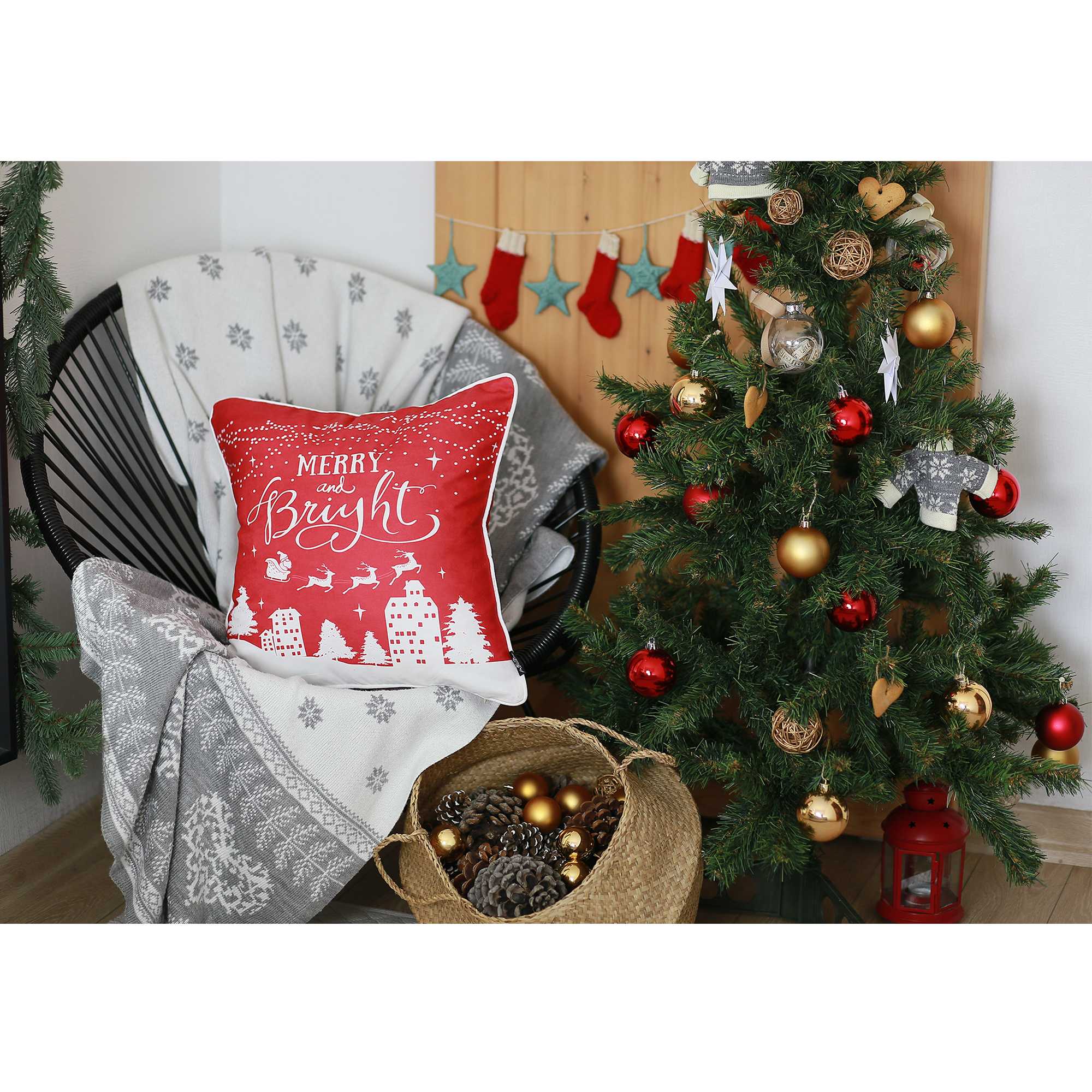 18"X18" Red Printed Christmas Decorative Throw Pillow Cover