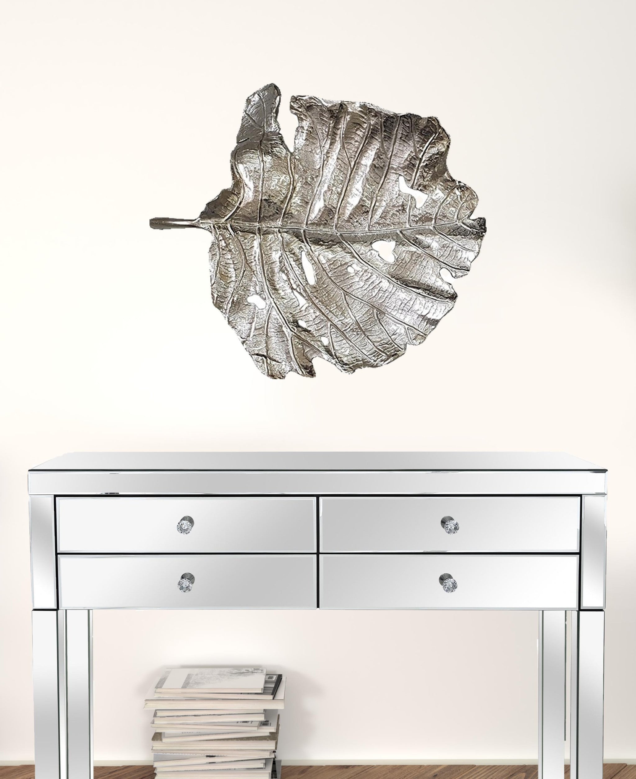 Set of 2 Shiny Silver Leaves Wall Art