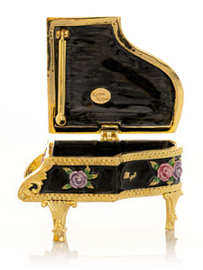 Black Piano with Flowers-5