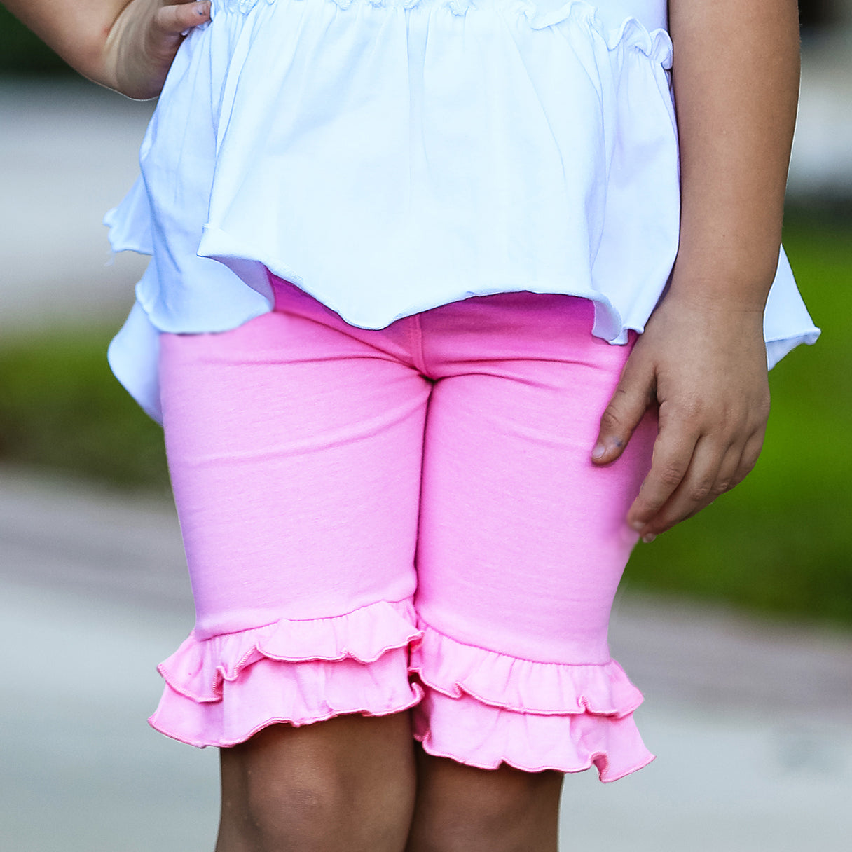 AnnLoren Baby/Toddler Girls Boutique Light Pink Ruffle Butt Shorts-3