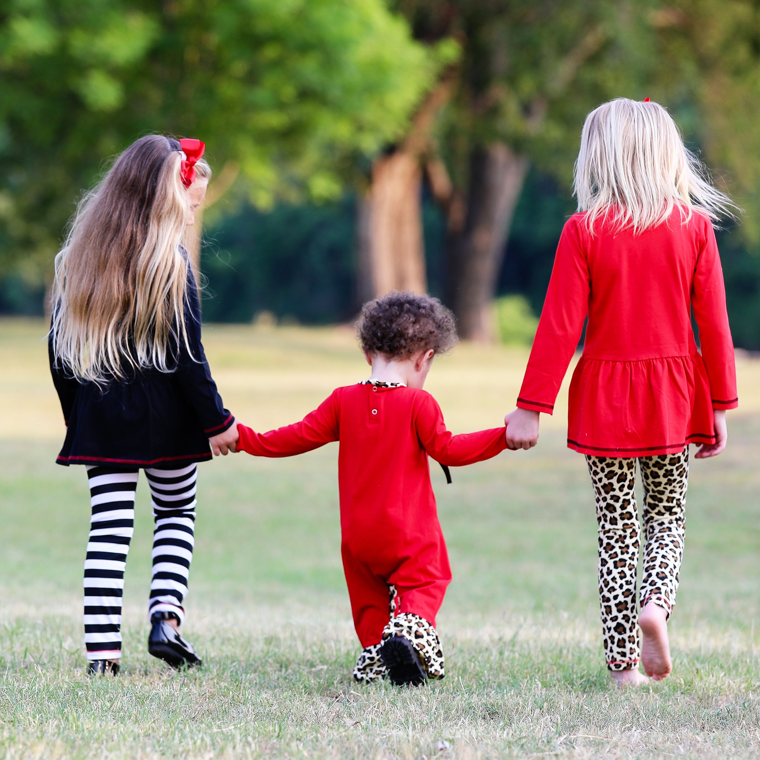 AnnLoren Girls LOVE Heart Tunic & Leggings Valentine's Day Outfit-5