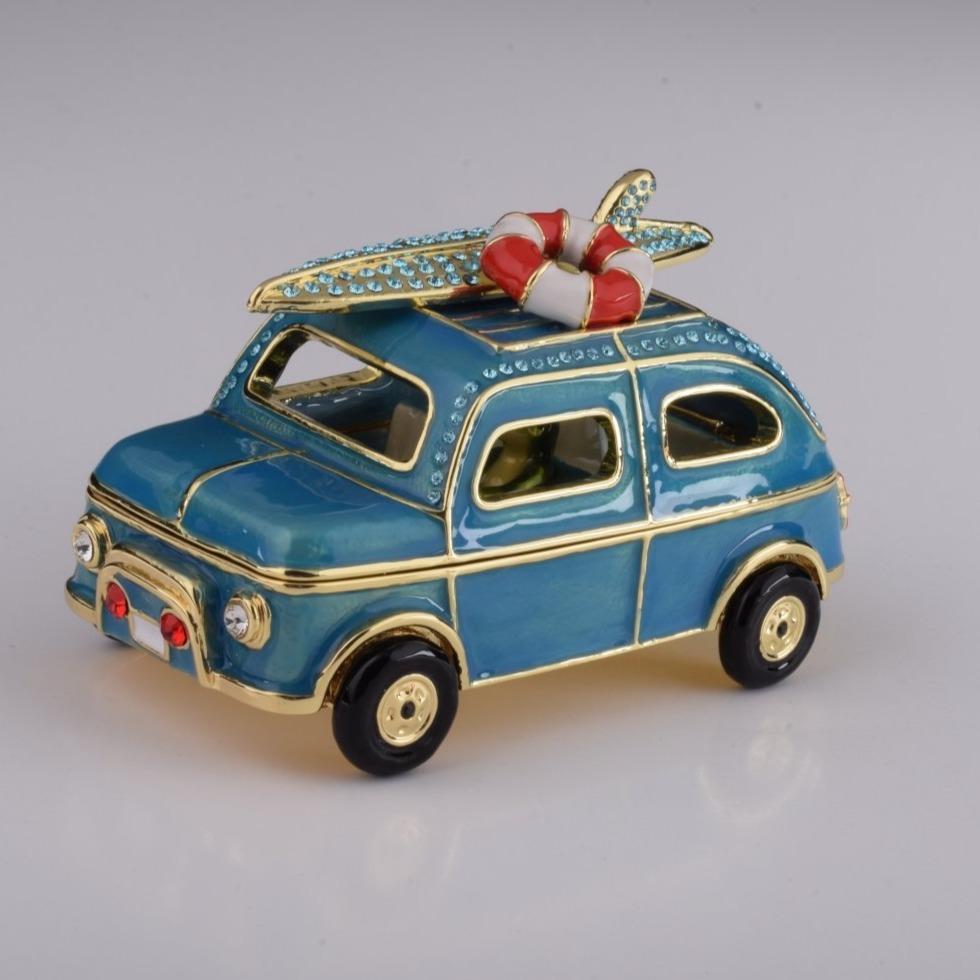 Blue Surfing Car with Surfboard - 99fab 