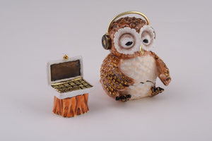 Owl Computer Gamer