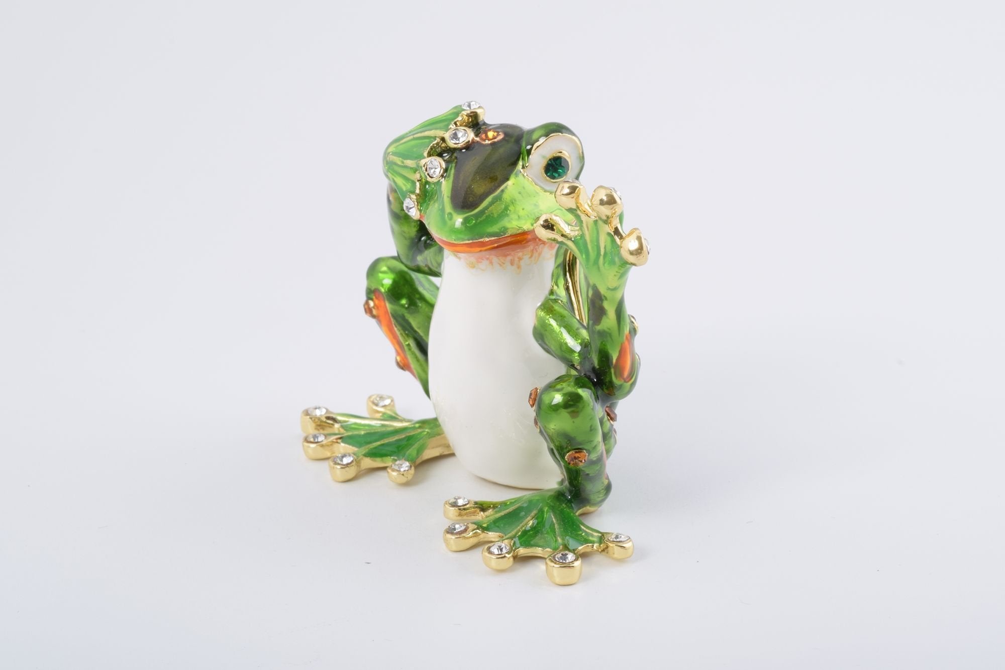 Green Frog See No Evil
