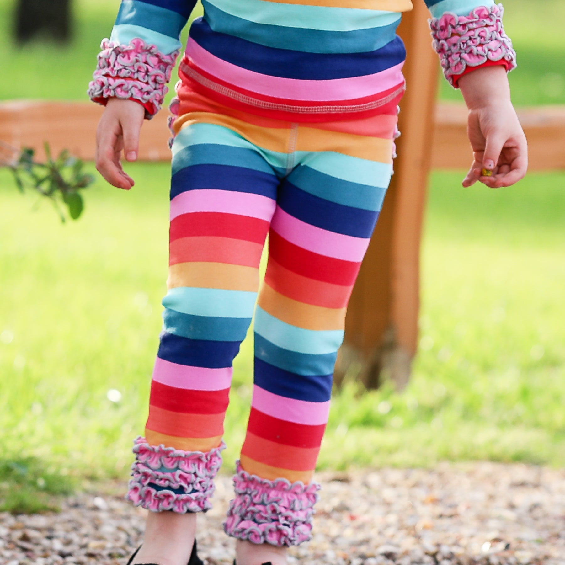 Little & Big Girls Boutique Rainbow Ruffle Butt Leggings