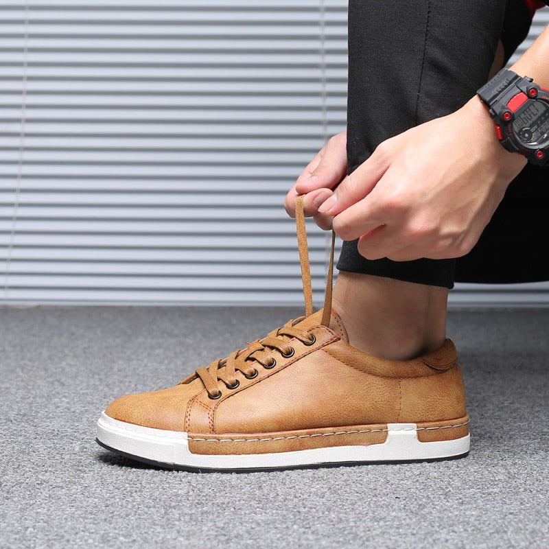 Men's Casual Shoes Lace-up Style Flat Leather Shoes