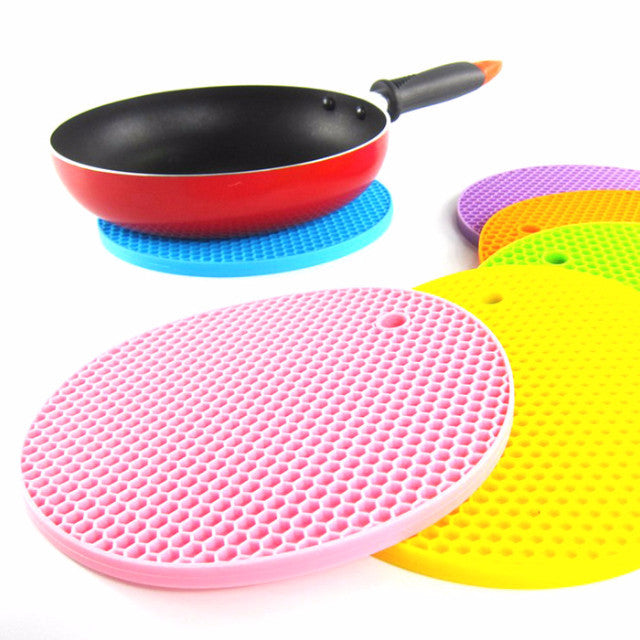 18cm Round Silicone Non-slip Heat Resistant Mat - kitchen - 99fab.com